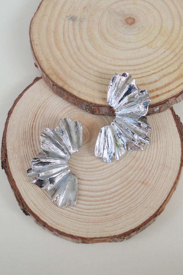 Anti Tarnish Flower Shaped Earrings in Silver Polish